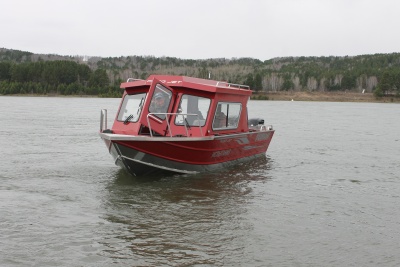 Лодка TUMAN 710